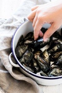 Black Atlantic Mussels in White Wine || The Luminous Kitchen