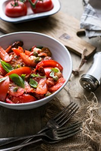 Caprese Panzanella Salad || The Luminous Kitchen